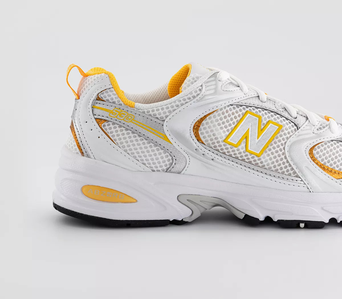 NB530 | Silver White Yellow